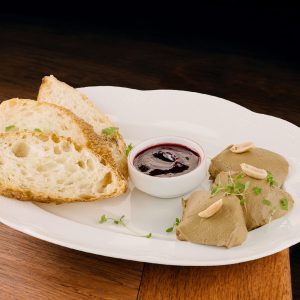 Паштет куриный с гренками