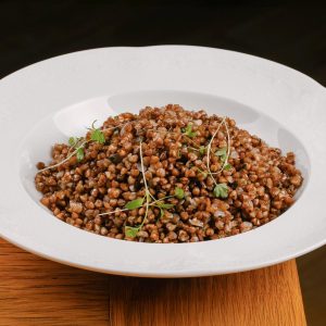 Гречка с глазированным луком